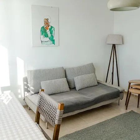 Guemuesluek House 아파트 *